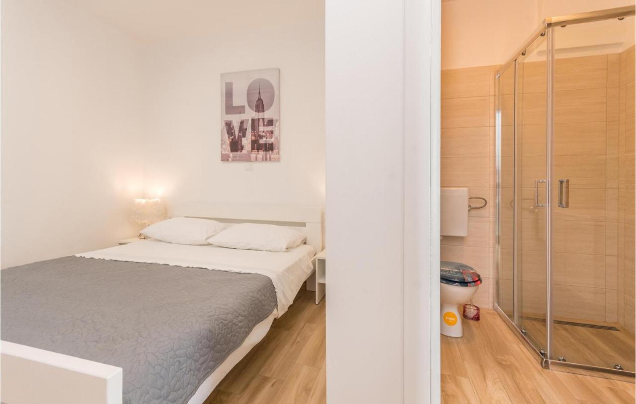 Apartments In Turanj, 20M From The Beach Sukošan Buitenkant foto